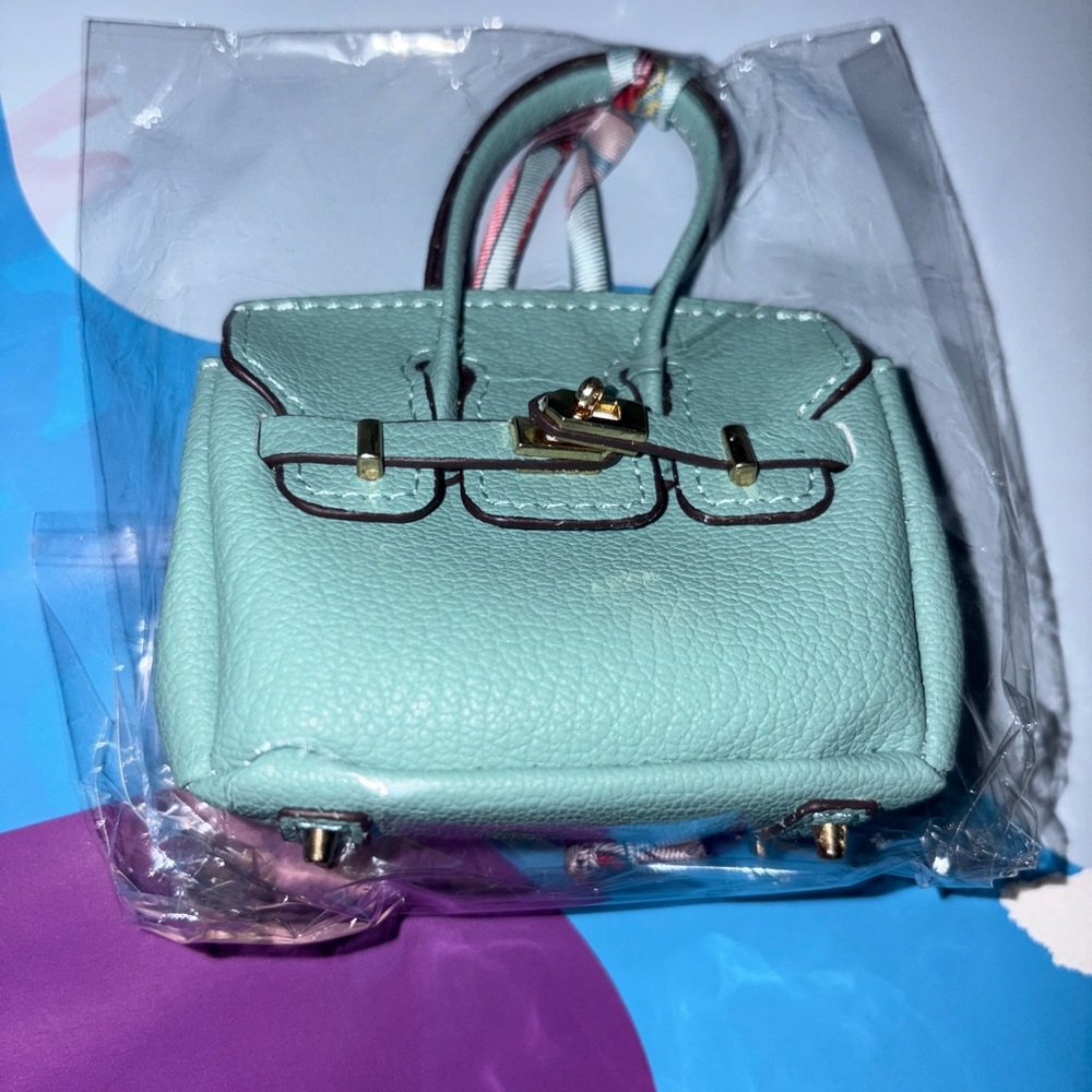 NWOT‎ unbranded blue purse charms - Picture 3 of 5